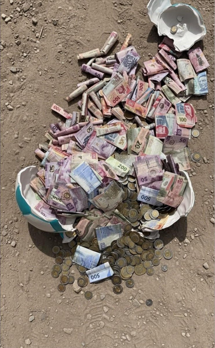 Bandidosfrases's tweet image. Así como trates está imagen te irá en Diciembre 🤑