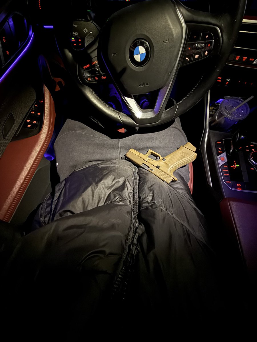 Puffers_Chronic's tweet image. In my own lane at my own pace 🤞🏽

Ion gaf what yall think