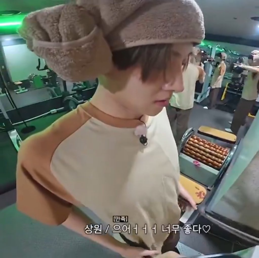 yuna ⊹ ia tweet media