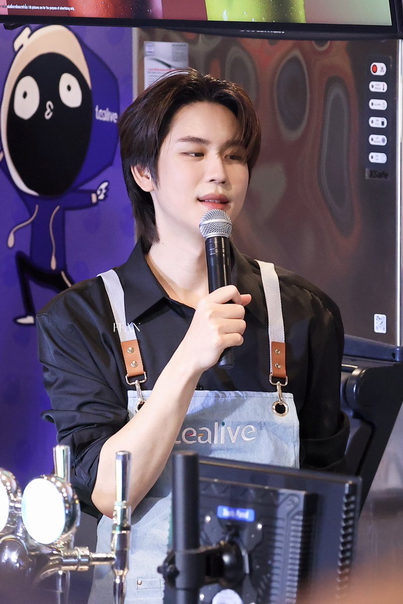 FFAN06221's tweet image. 🐷

@Prem_space 
BOUNPREM X TEALIVE
#TealivexBounPrem 
#prem_space