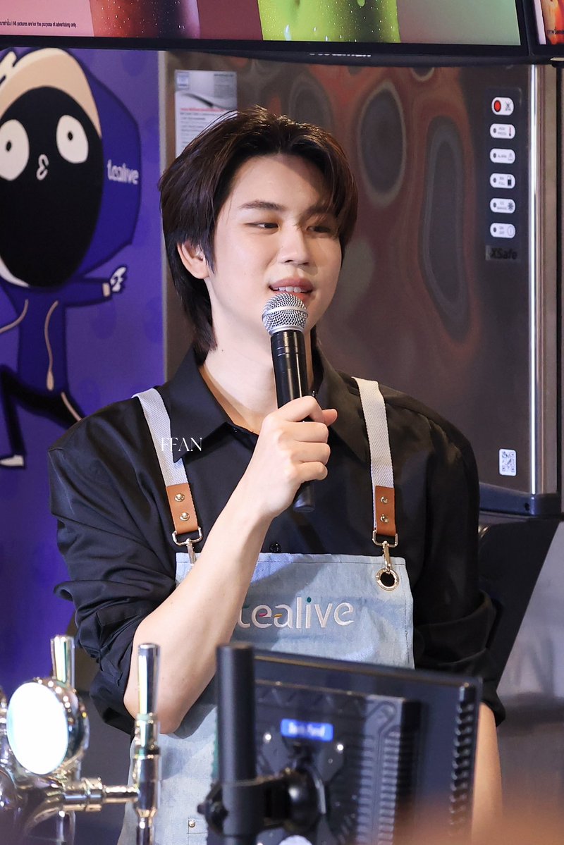 FFAN06221's tweet image. 🐷

@Prem_space 
BOUNPREM X TEALIVE
#TealivexBounPrem 
#prem_space