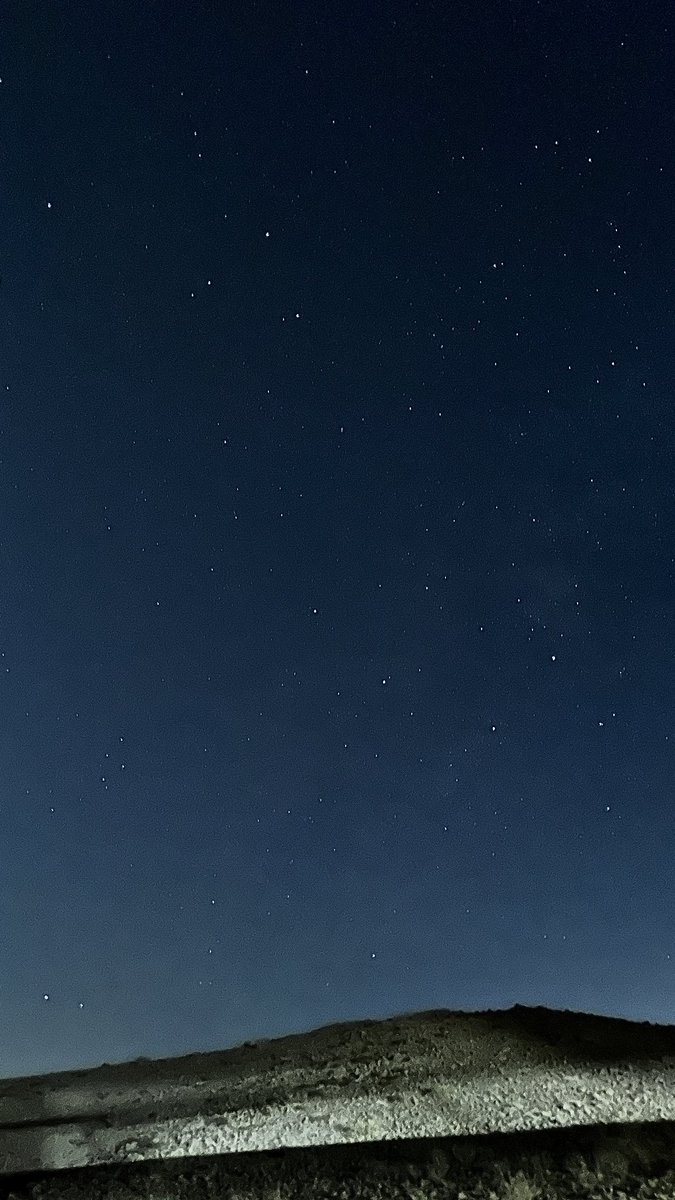 She loves looking at the stars 🪐