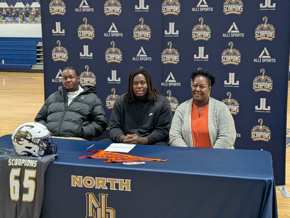 Coach Bryan Davis tweet media