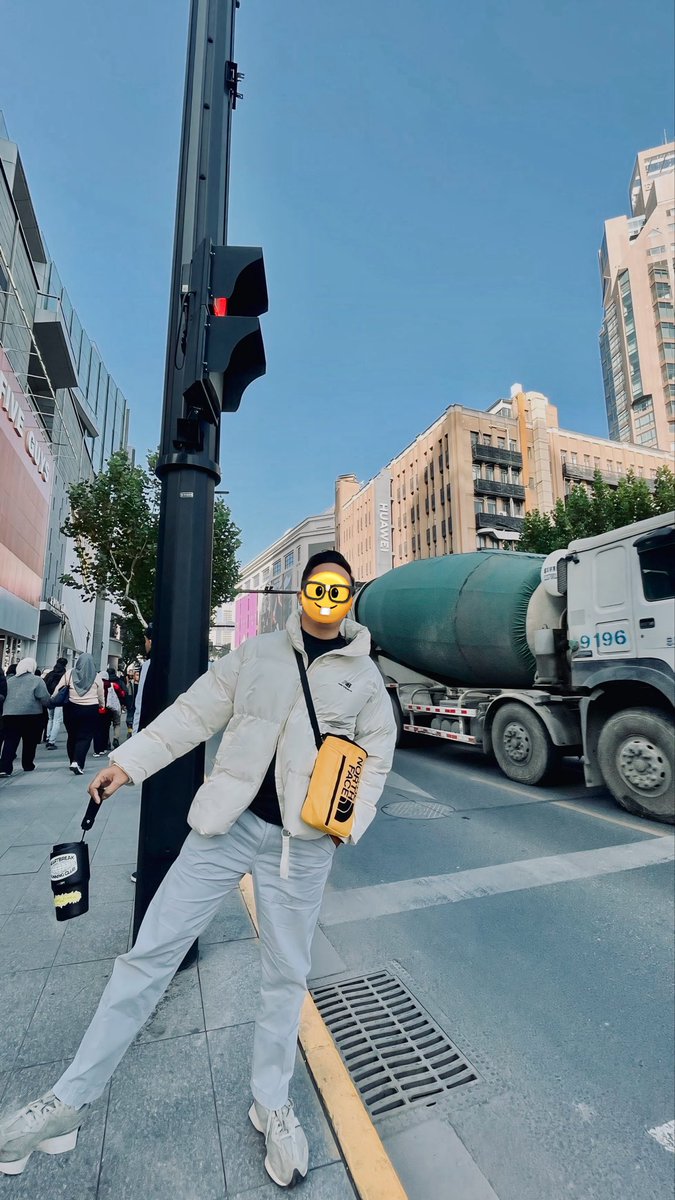 side dish tweet media