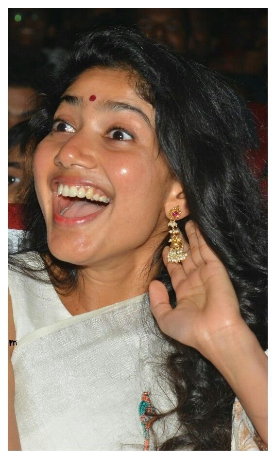 Image Sai Pallavi Biography | iiQ8 SaiPallavi Movies, Husband, Age, Marriage, Height