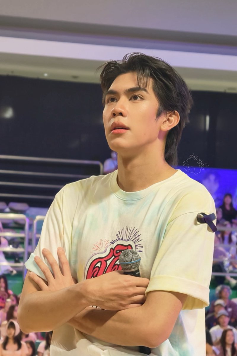 doodie_gboy's tweet image. 💬 : สีที่ดีคือ “ ศรีชัยชนะ ” 
โคตรหล่อโคตรอันตราย ㅜ ㅜ