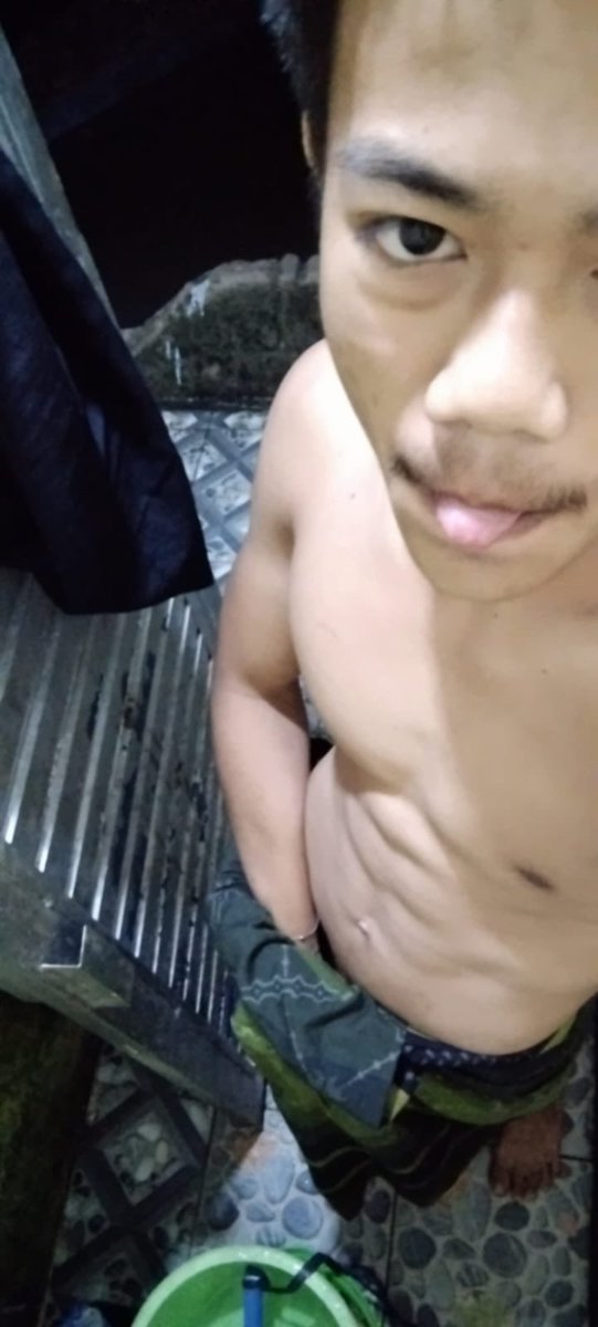 Bellasav70Vella's tweet photo. brondong gemes full durasi
•
.
⬇️
#prank_brondong #vcssangek https://t.co/ITUyoimABH