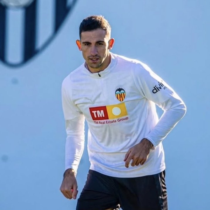 | INFO <a href="/DepCOPEValencia/">Deportes COPE Valencia</a> | 🦇

✅ Ramazani entrena con el grupo en la ultima sesión previa a la Copa del Rey 

⚠️ TÁRREGA se ejercita EN SOLITARIO

👶🏼 Abril, Panach, Iranzo y Otorbi del filial

📻 Jueves 21.00h 🆚 <a href="/FCCartagena_efs/">FC Cartagena</a>