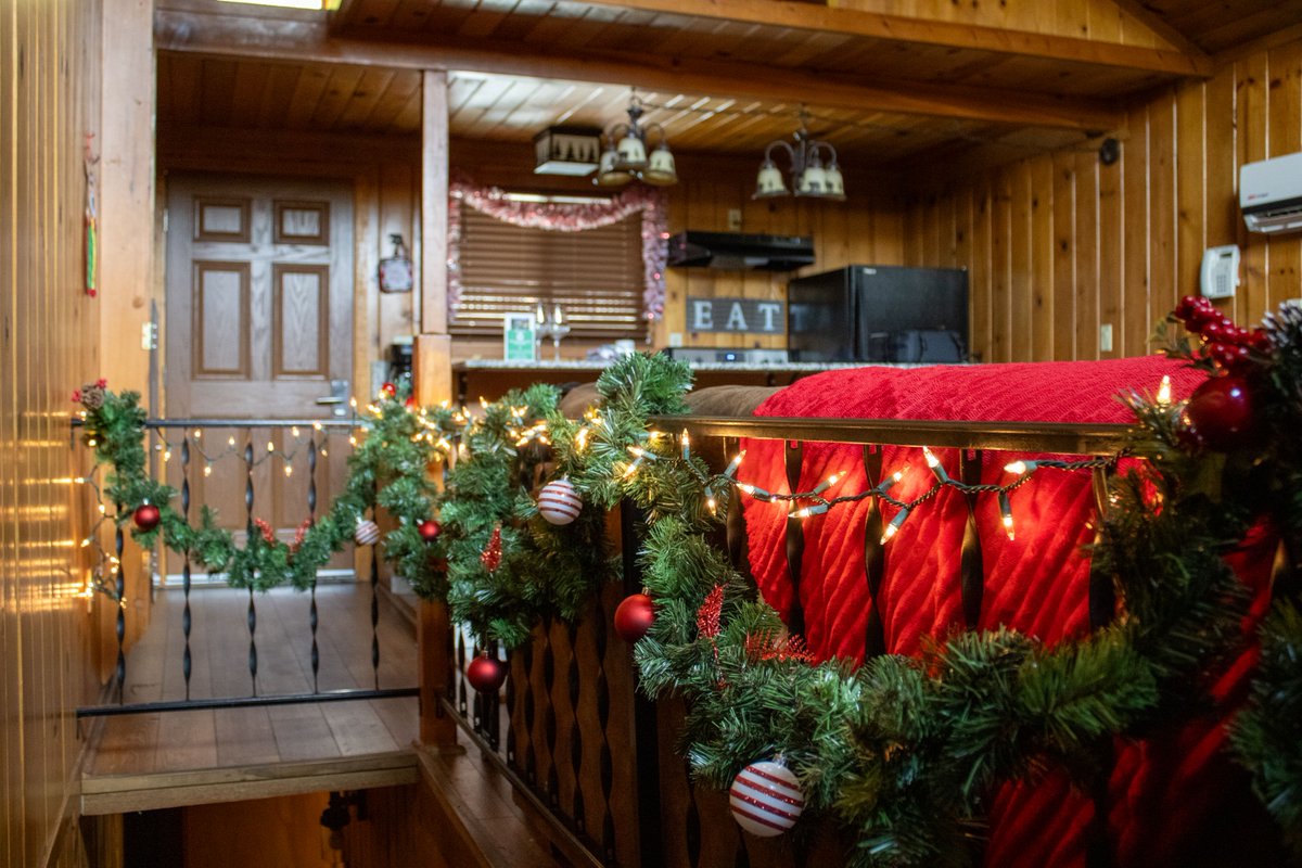 Bring the magic of the season right into your stay at The Pines!
For the month of December, a limited number of rooms are available with our brand-new Holiday Room Remake - a cozy, festive upgrade designed to make your getaway feel extra special.

Think warm holiday touches,