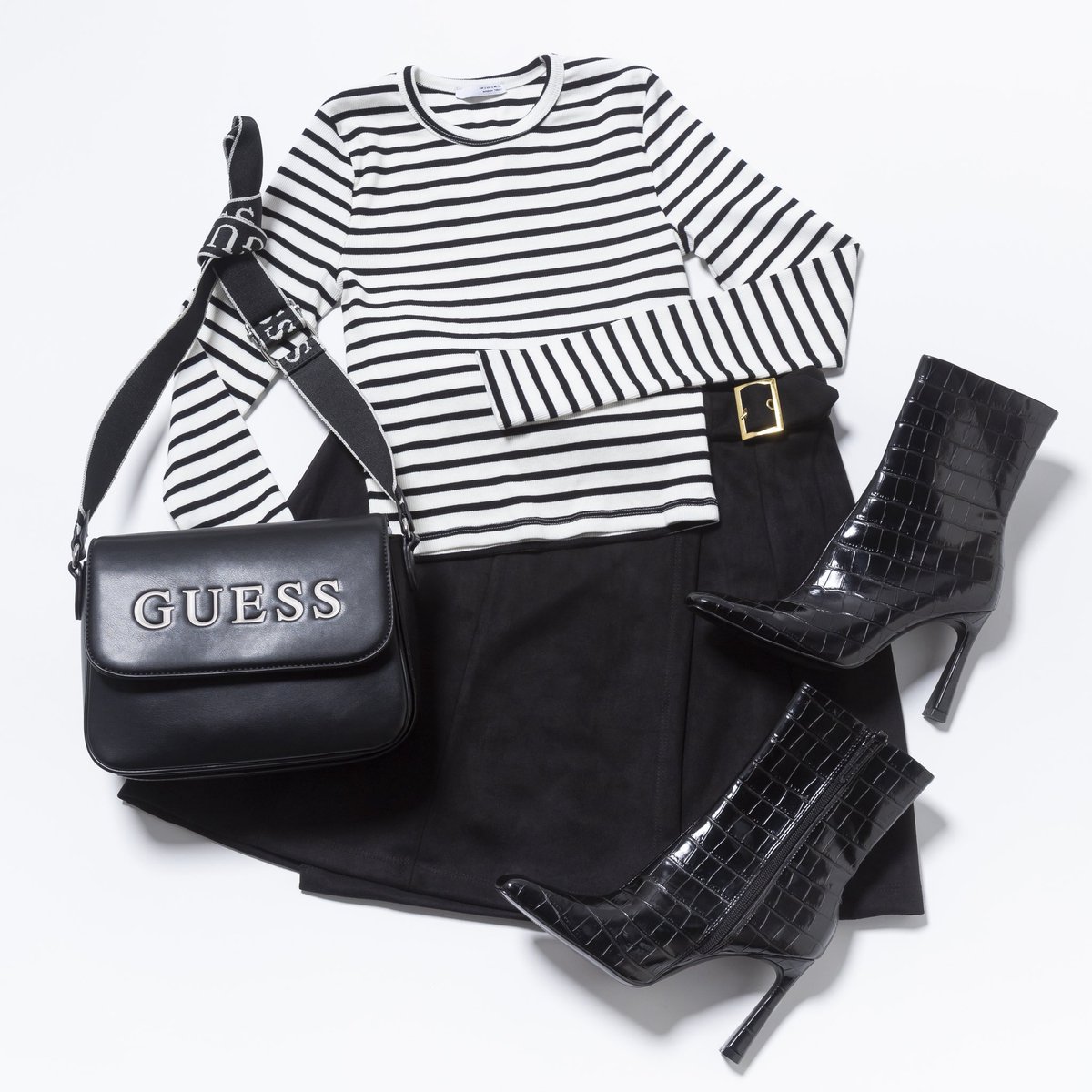 PromodaOutlet's tweet image. 🔥 Look juvenil, vibes altas

Colores fresh, piezas cómodas y ese estilo que te acompaña a donde vayas. Arma un outfit que diga quién eres sin tener que explicarlo

👉 Descubre tu próximo look en Promoda y súbele al estilo

#ElOutletDeMéxico