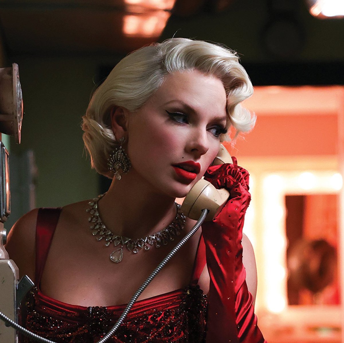 swiftpage13's tweet image. 📈Taylor Swift’s “The Fate of Ophelia” received 6,363,080 filtered streams at #1(=) on Global Spotify Daily Chart yesterday, rising 1.27% in streams.