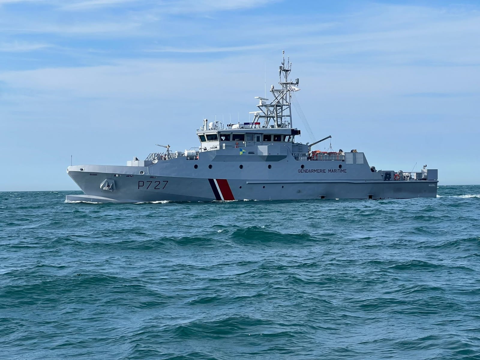 G7Qi4KrW0AAX3Dy?format=jpg&name=large