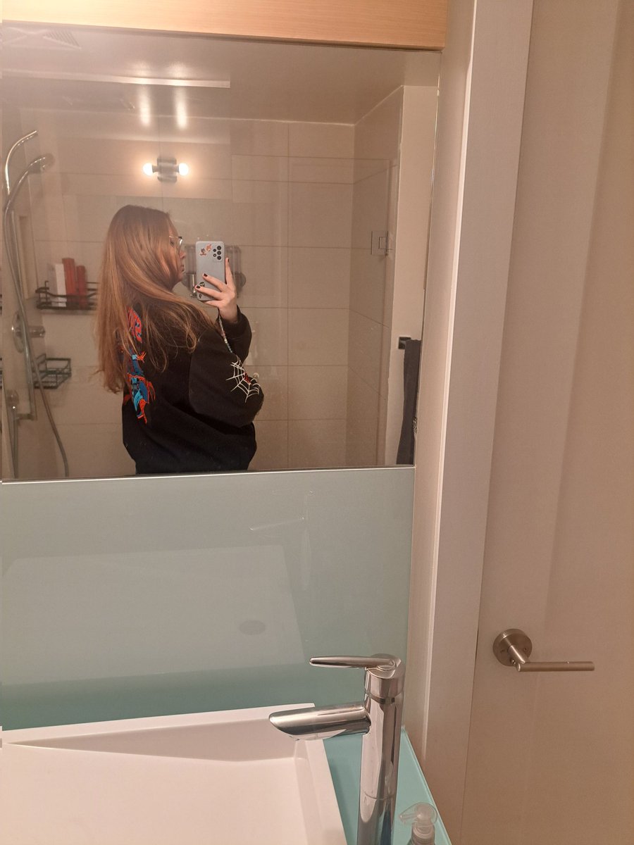 aviexists's tweet photo. ૮ ˶ᵔ ᵕ ᵔ˶ ა ermmm haii #promotwt #owtwt #wfg #persona5 #WickedForGood #moots 

I like overwatch a lot I like persona I play a LOT of games and I really like wicked ^_^ I want mooties and friends PLEASEEE esp women lemme q w yg :33

♡ / ⟳2 be moots !! I jus want friends qwq https://t.co/d4QDoQdSU8