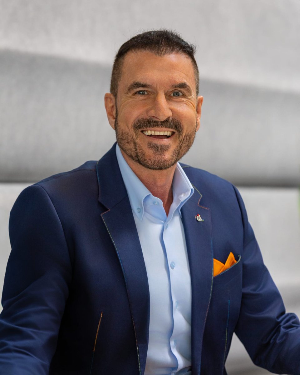 PRESSEMITTEILUNG

Rentenhammer: Gesetz gegen die
Vernunft – für den Erhalt der Koalition

Weihnachtsmärkte leuchten, warmes Kerzenlicht im Wohnzimmer stimmt auf das Fest ein, doch in der Bundespolitik fliegen die Funken. #Bärbel_Bas, Arbeitsministerin und SPD-Co-Chefin, erklärt