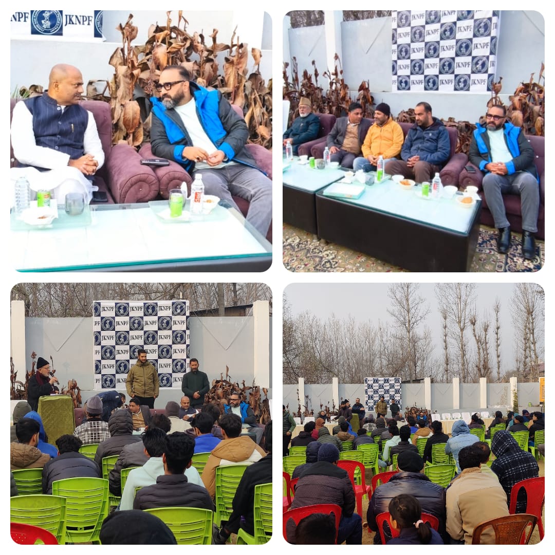 OFFICIALJKNPF's tweet photo. Over 200 youth joined JKNPF today at a mass-joining program in Soitang, Lal Chowk
The event was attended by the Chief Patron, President, and senior leaders.
The Chief Spokesperson said JKNPF is a youth-driven party of the people of J&amp;K.@OfficeOfLGJandK @SanjayNaad @Jasifahkhan https://t.co/9nzjcWHYKL