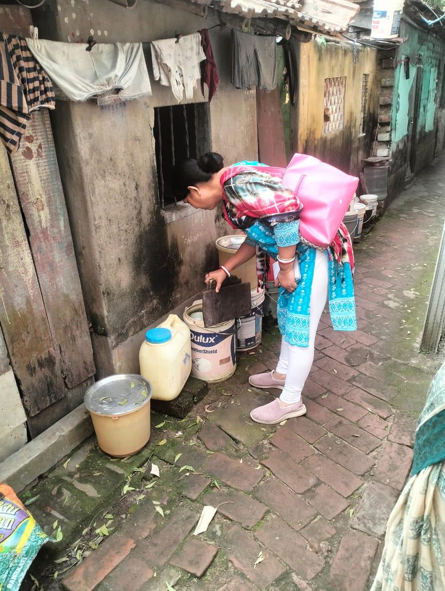 kmc_kolkata's tweet photo. A few pictures of the frontline workers of the Vector Control Team on duty across the city.
#VectorControlByKMC #KMConDuty https://t.co/u5t5tKyIvy