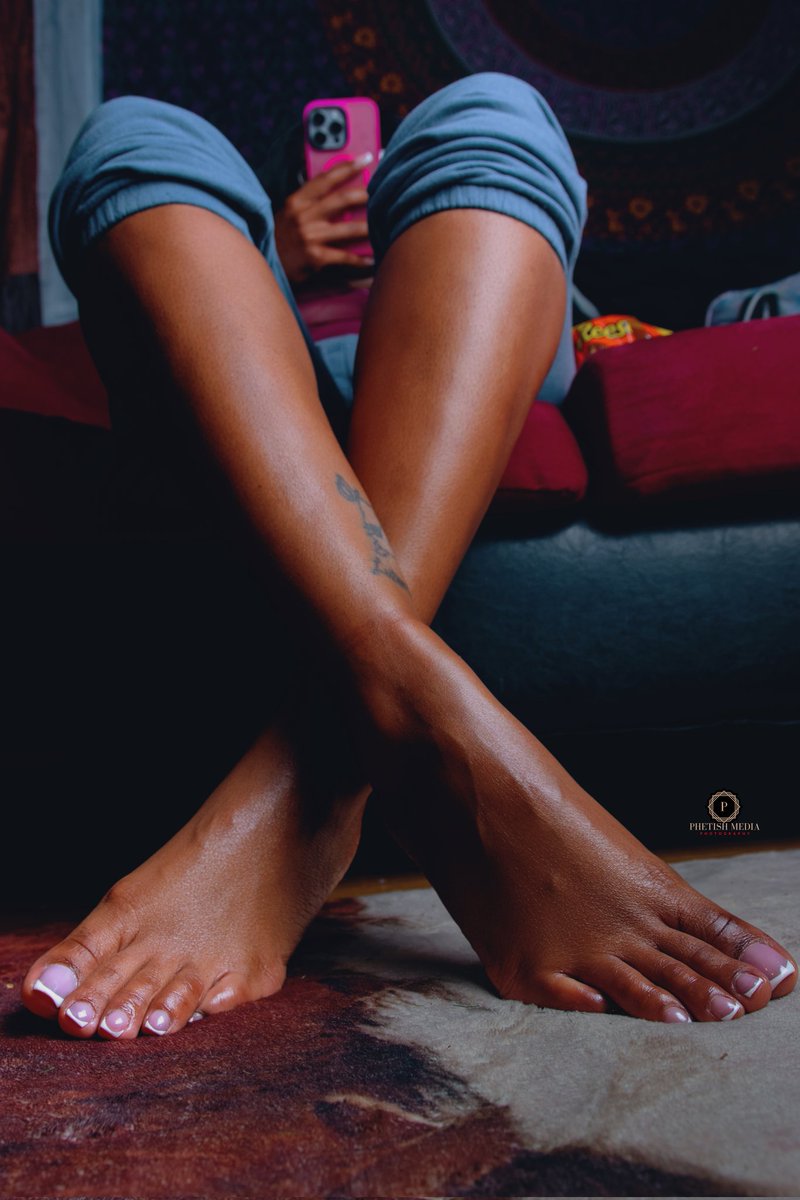 It's been a while since I did a Foot Photoshoot. I'm going to start doing mini sessions with my muses and my boudoir clients. This should keep me active in the community again. If you're a foot model or Fetish Woman of culture look me up if you're visiting North Carolina.