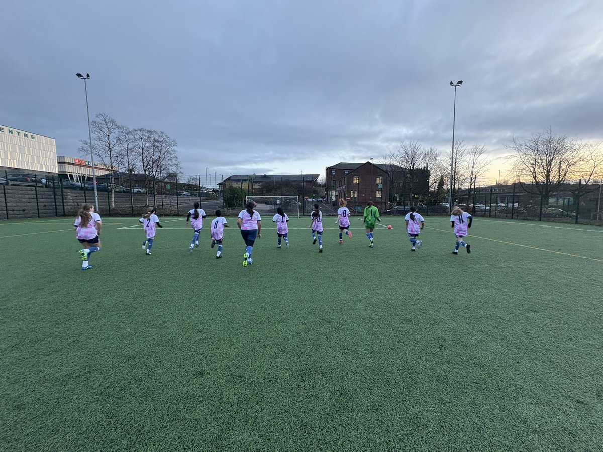 Fantastic performance from our Year 7 girls football team in their first ever fixture!! ⚽️ playing against <a href="/BrianClarkeAcad/">BrianClarkeAcademy</a> on a cold wed evening, they showed resilience, determination and team work! 

Well done to our POMs: 👏🏽 🏆 
A. Raducanu
G. Gee

#TogetherWeSucceed