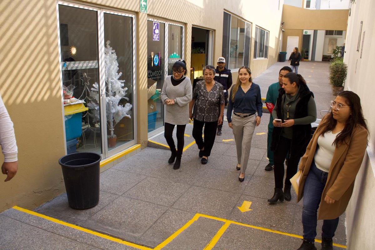 En #SanLuisPotosí seguimos apoyando, la Casa de la Caridad “Hogar del Migrante” fue recertificada como Espacio Promotor de la Salud, garantizando atención, orientación y un lugar digno y seguro para quienes buscan nuevas oportunidades. 
<a href="/RGC_Mx/">Ricardo Gallardo Cardona 🇲🇽</a> 
#RicardoGallardo #PotosíSinLímites