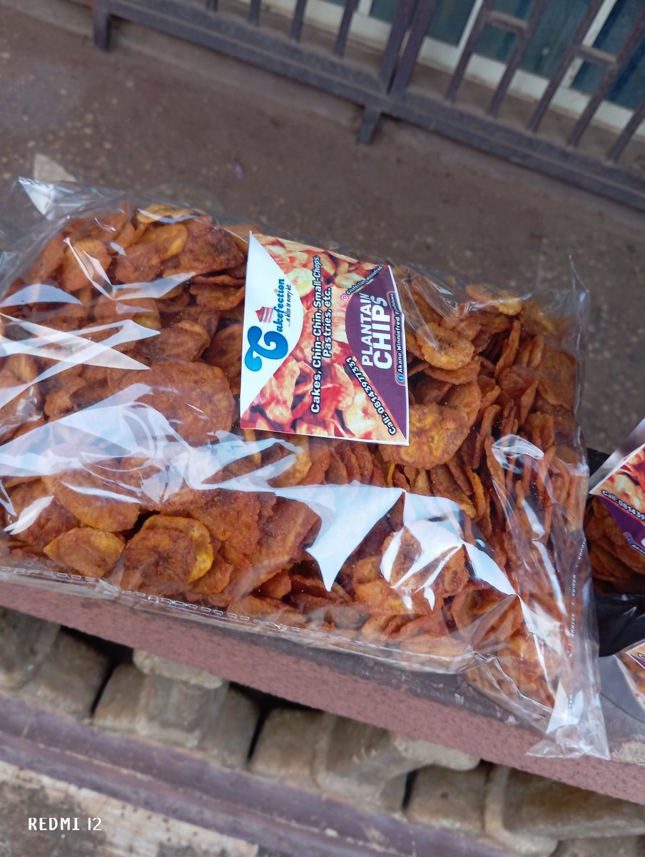 Winniefred_f's tweet photo. @Shawnife I just want 30 people to buy plantain chips 
1st frame is 3000
2nd frame 6000
3rd frame is 10500 
Available in ripe and unripe variant 

🙏 Thank you sir https://t.co/9LB7ykeG3X