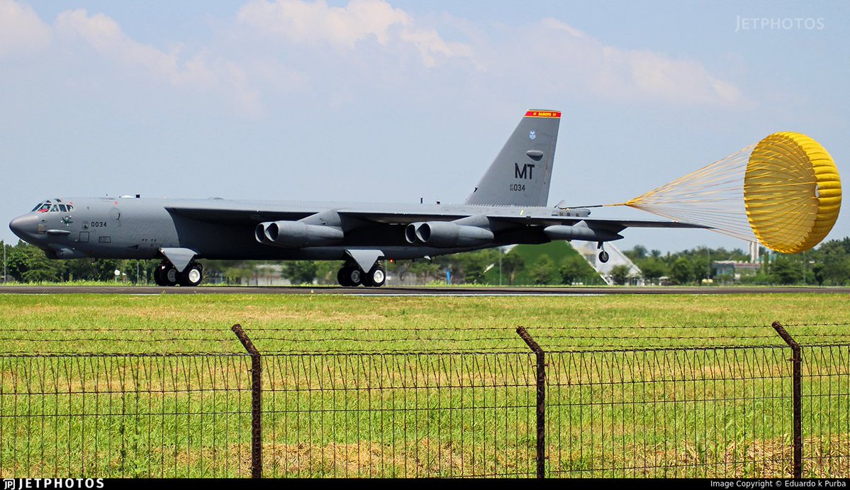 Flightwatcher1's tweet image. Pues ya llegó PARKA 11 (61-0035) y supongo que el otro
es PARKA 12 (60-0034) a ver que inventan esta vez..
#USAF #Southcom #Venezuela