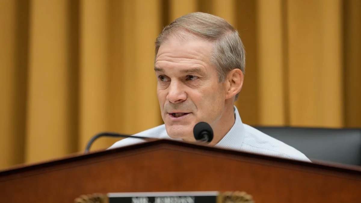 EricLDaugh's tweet image. 🚨 JUST IN: Deep State actor JACK SMITH just got SUBPOENAED after weaponizing the government against Republicans

He&apos;s sweating.

Rep. Jim Jordan has directed Smith to testify on December 17th.

This MUST result in accountability! Or it HAPPENS AGAIN.

&quot;Due to your service as…