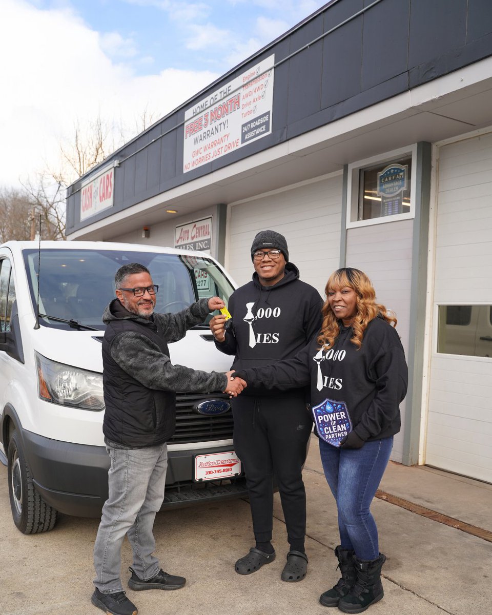 Flying Ace Express Car Wash tweet media