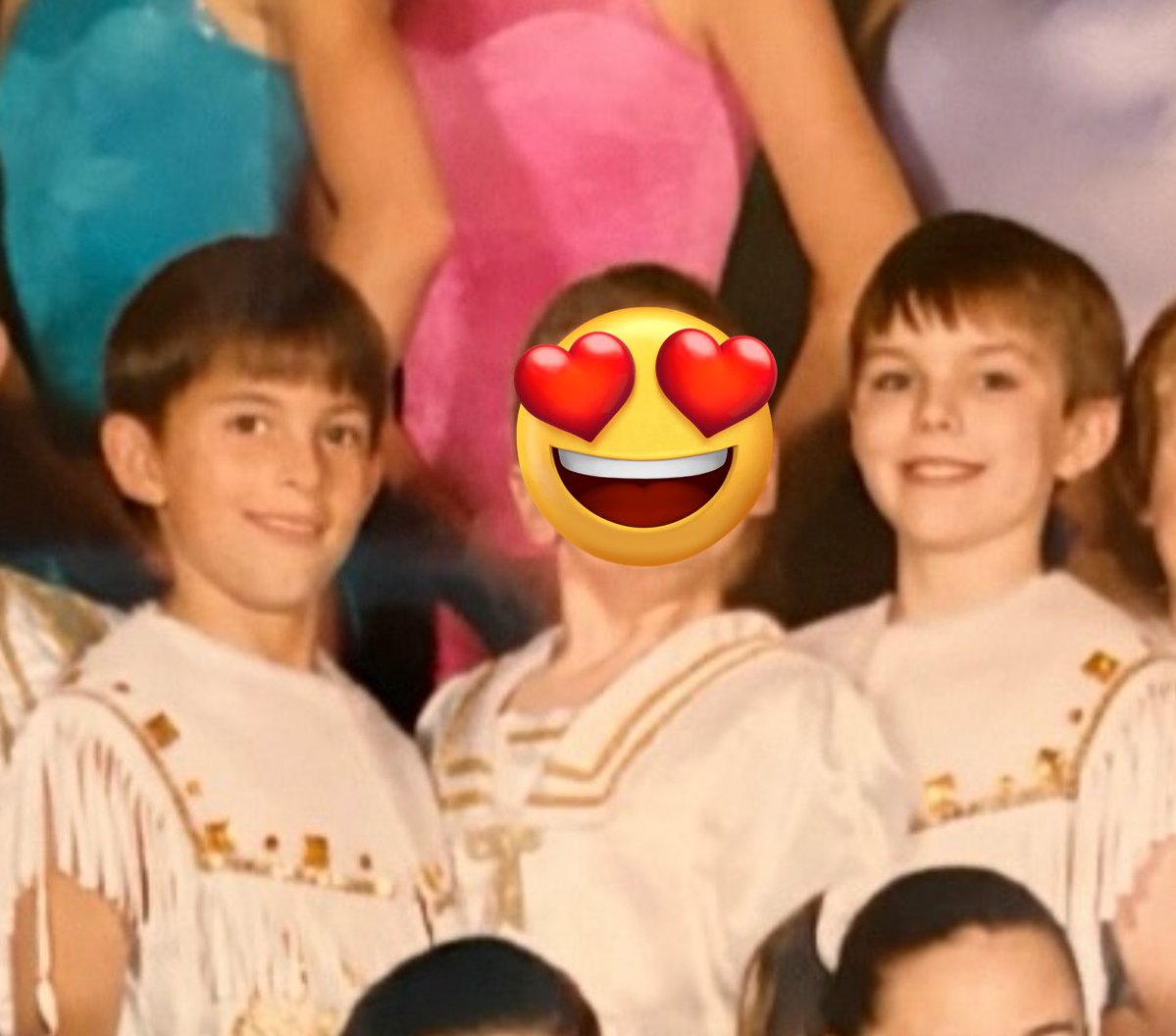 jbaileydaily's tweet image. I hope someone showed David this photo of Jonny and Nic in the same dance class as kids 😭