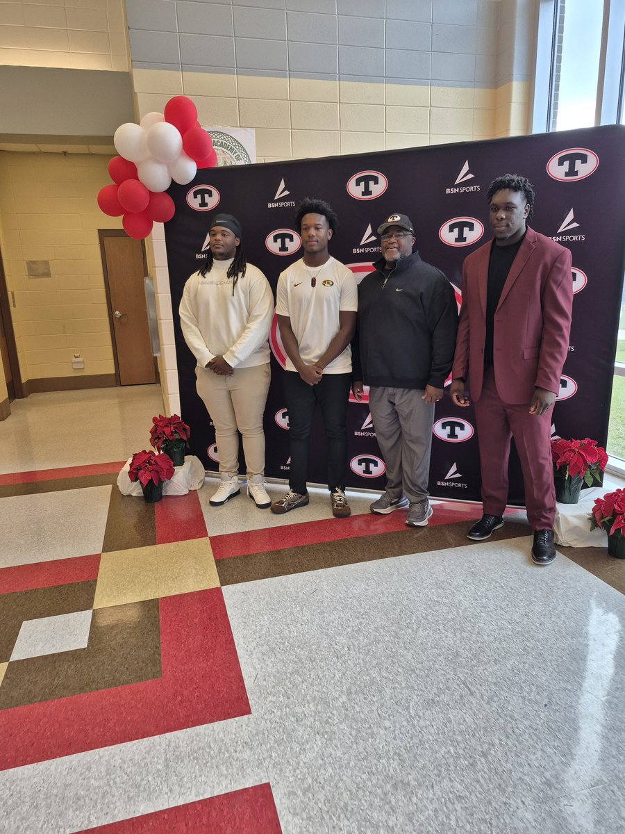 norvellv75's tweet image. NSD
#BobcatBuilt 
#CommitToTheT 
#ComegetDeveloped