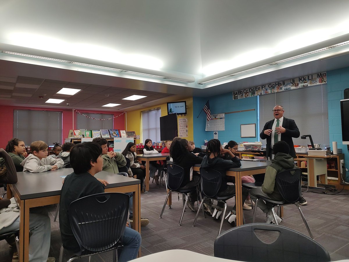 Union hosted the Superintendent's Student Advisory Council today and discussed ideas for improving literacy. <a href="/AGHoulihan/">Andrew G. Houlihan</a> <a href="/TopperJenn58692/">Jennifer Topper</a> <a href="/UCPSNC/">Union County Public Schools</a> <a href="/kevinplue/">Kevin Plue</a>