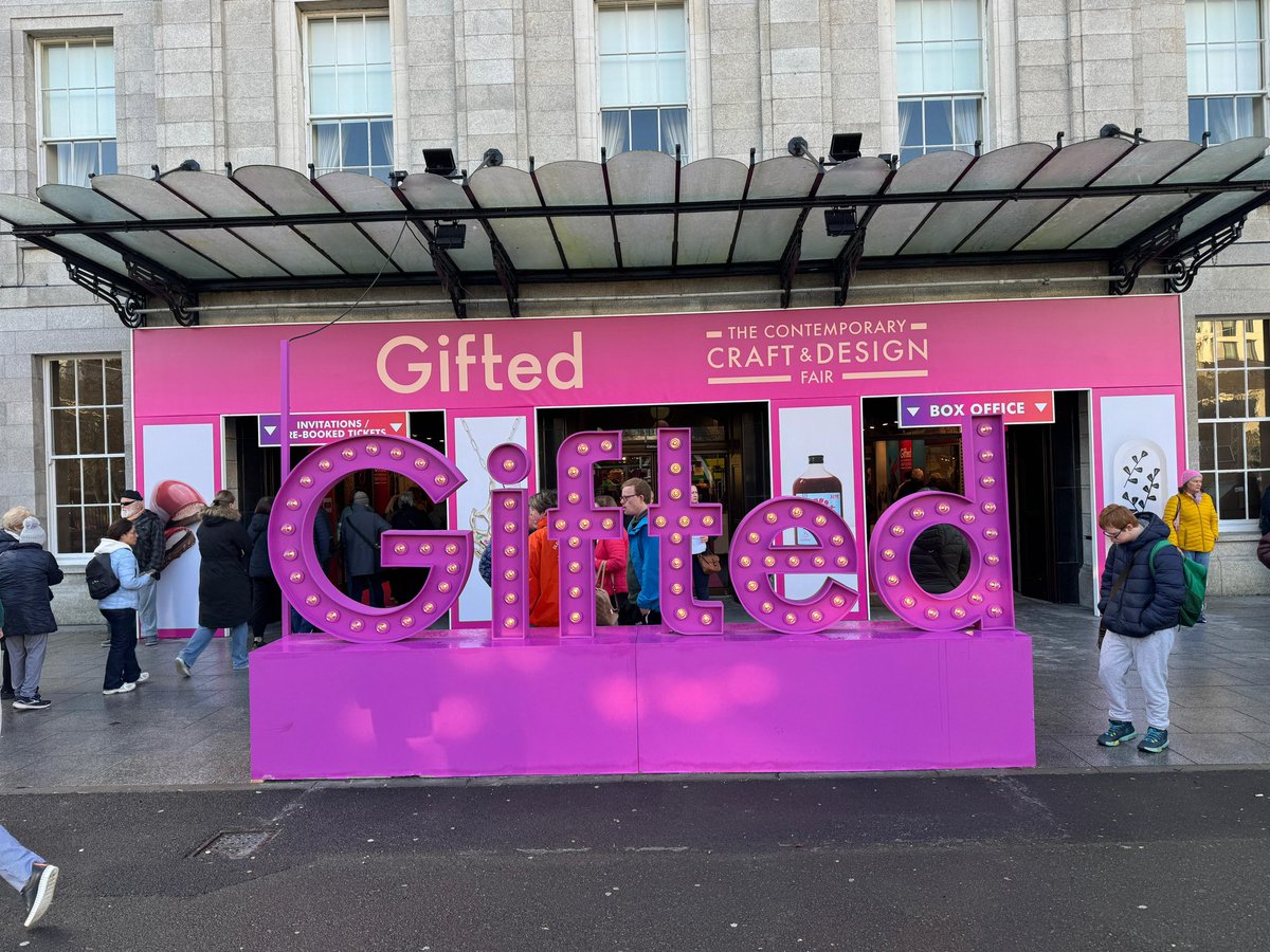 PurXtracts's tweet photo. 🎁 Gifted Dublin is back from 3–7 Dec, and so are we! Find us at Stand S76 with natural goodies that make perfect #stockingfillers &amp; effortless last-minute gifts.

Drop by, try some samples &amp; sort those hard-to-buy-for people in one stop. Thoughtful, useful, totally gift-able.🎄 https://t.co/zBqhGfVrk0