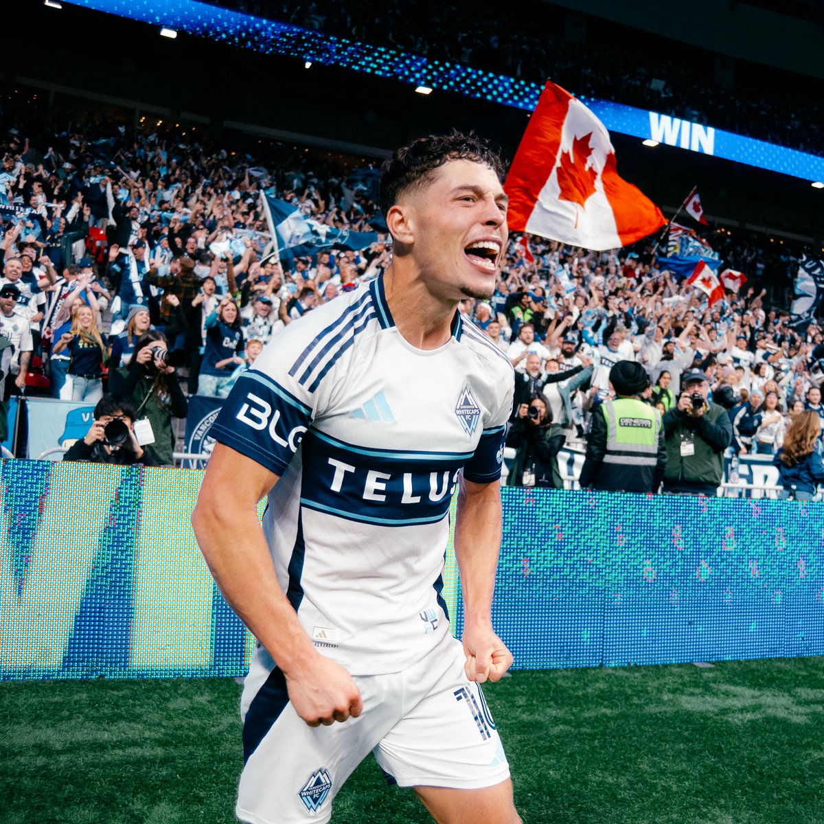 MLS's tweet image. It&apos;s been a wild ride so far! 😤

Take a closer look at the 5 biggest moments on @WhitecapsFC&apos;s journey to MLS Cup pres. by Audi: soc.cr/4rBcoY8
