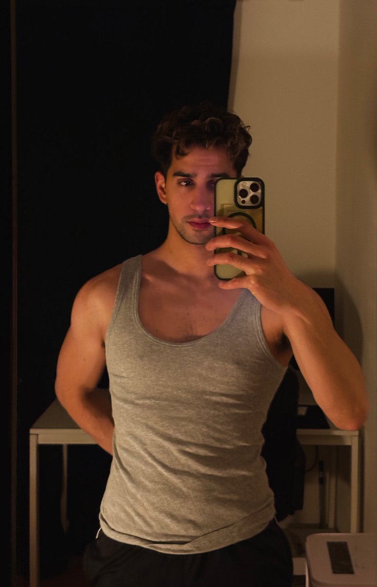 👁 (@zoetekees) on Twitter photo 