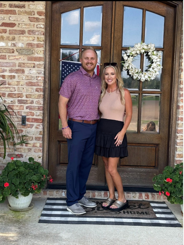 Get ready for an inside look at one of Pelahatchie’s own. The Reader Spotlight is shining on Brandi Chancellor.
pelahatchienews.com/article/3685,h…