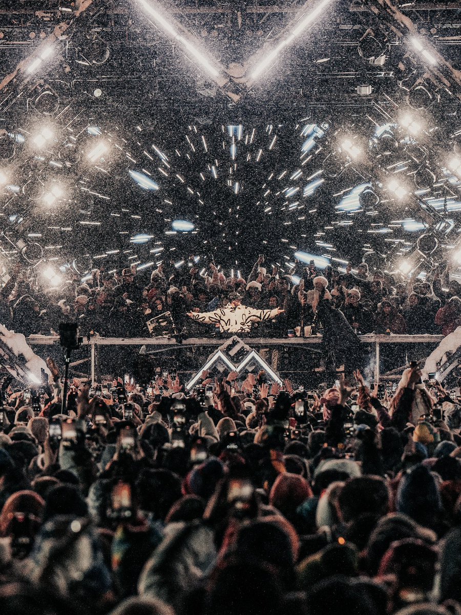 expertsonly's tweet image. OUR 2026 SKI WEEKENDERS ARE ON SALE NOW 🏔️🎿❄️

Our fav weekends of powder, parties, and hitting the slopes.. Vail is live + Whistler goes live @ 10AM PT

Vail link: tix.to/EOVail
Whistler link: tix.to/EOWhistler