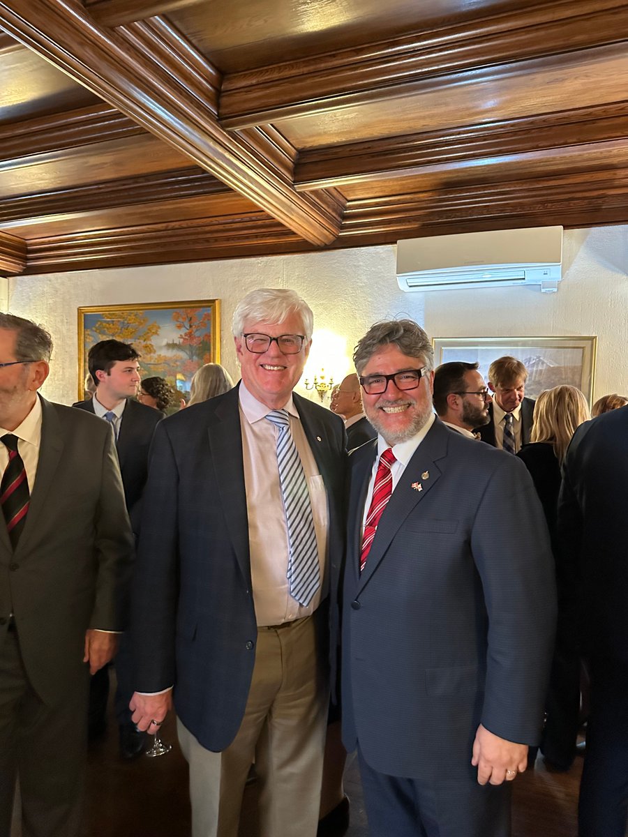 IaconoMP's tweet photo. 🎖️ L'Hon. James Lloyd Munson reçoit l’Ordre du Soleil Levant, Rayon d’or en argent.

A well-deserved honor for his contribution to Canada–Japan relations 🇨🇦🇯🇵

Merci à l’ambassadeur Yamanouchi. 

#CanadaJapan #OrderOfTheRisingSun https://t.co/1C9EJqm9S2