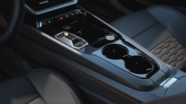 jufe_velez's tweet image. Todos piensan que los videojuegos son solo entretenimiento, pero se olvidan del poder de las simulaciones digitales.

Miren este Audi por ejemplo 🤩🤩🤩.

Un gemelo digital perfecto y listo para ser usado en todo tipo de simulaciones.

#UnrealEngine5