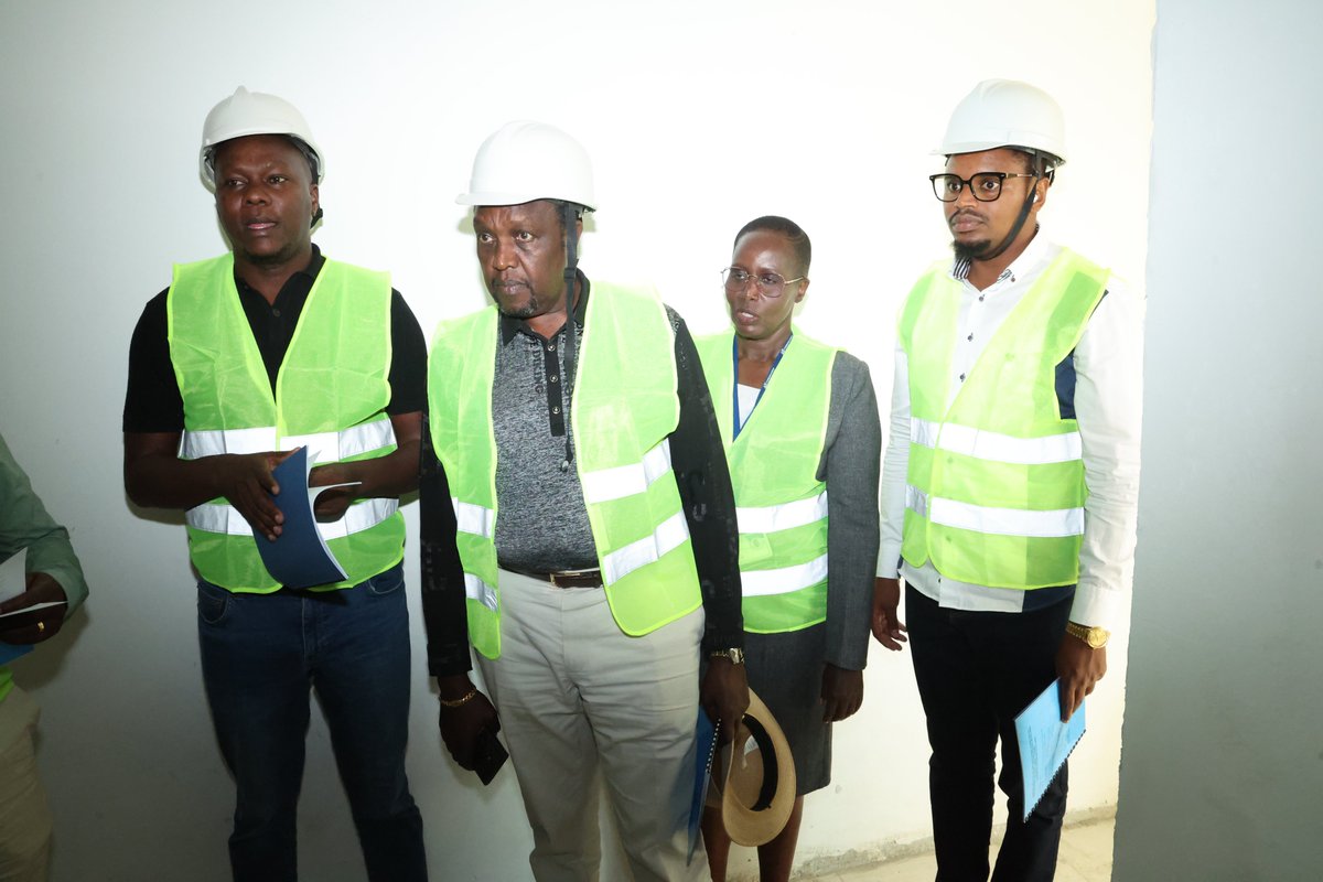 Construction works at the new Western Regional Office are now 90% complete, paving the way for CA staff to relocate soon and enhance service delivery to the public. <a href="/CharlesKarondo/">charles karondo</a> <a href="/okengo_nyambane/">Okeng'o Nyambane</a> <a href="/skipsaita/">chumbaK</a> <a href="/Mugonyid/">David Mugonyi</a> <a href="/SteveIsaboke/">Steve Isaboke, EBS</a> <a href="/MoICTKenya/">Ministry of Info, Comms & The Digital Economy KE</a>