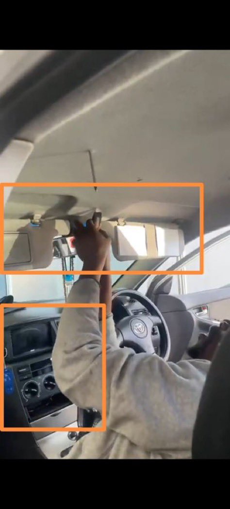 mayhoekarge's tweet photo. @AdvoBarryRoux Different vehicles https://t.co/2XtGDgKs35