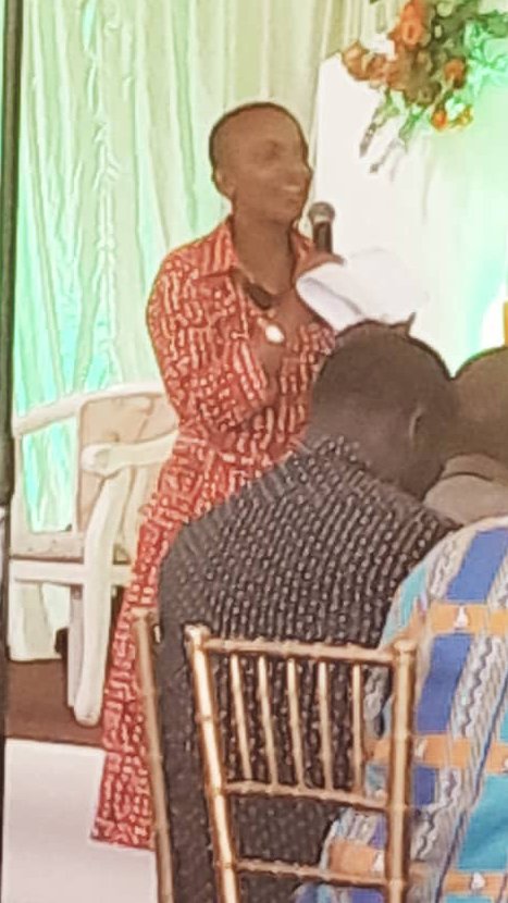 Allow me to digress today.
In <a href="/BarbaraRwodzi/">Barbara Rwodzi</a>, <a href="/edmnangagwa/">President of Zimbabwe</a> appointed one of the most competent and knowledgeable ministers.
Proud of her ascent and language, she delivered a masterclass of an address at today's Baradzanwa Cultural Village pre-viewing event. Very articulate. 🫡🫡