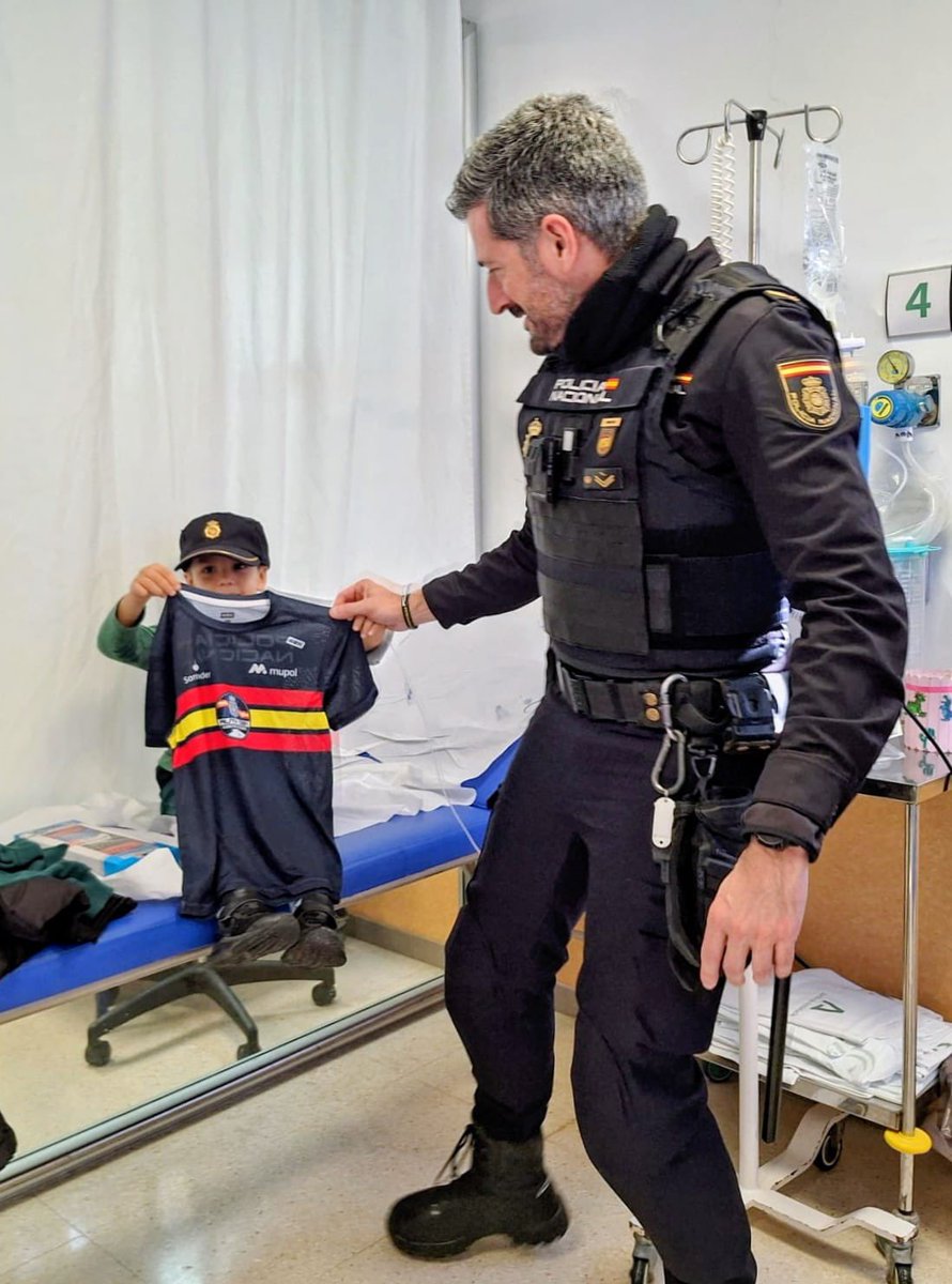 Policía Nacional tweet media