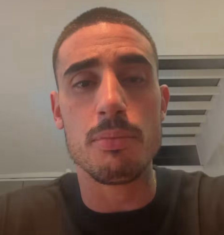 santacruzfc_en's tweet image. I crossed the line with Thiago Galhardo, and I apologize to the Coral Nation. May he be the very last in line among the creditors to receive the overdue payments.