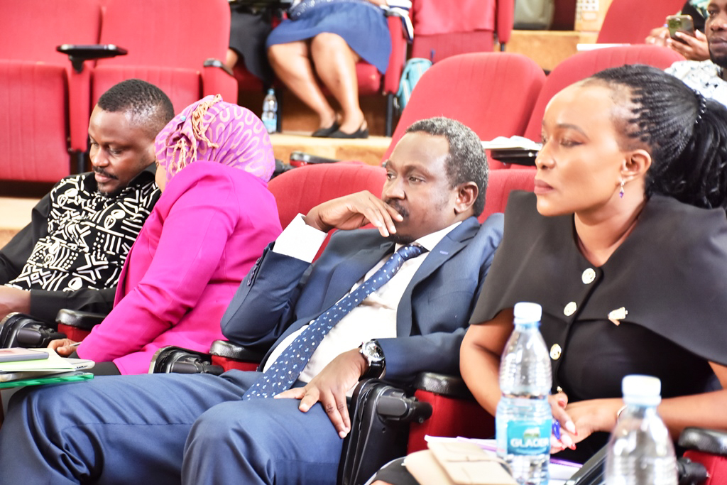 CRAKenya's tweet image. Stakeholders that attended the Engagement on FY 2026/27 County Recurrent Expenditure Budget Ceilings included @CountyAssembliesF, @KenyaGovernors, @OAG_Kenya, @IGRTC_KE, @EACCKenya, Parliamentary Budget Office &amp;amp; County leadership. 2/3

#CountyRecurrentBudgetCeilings #Devolution