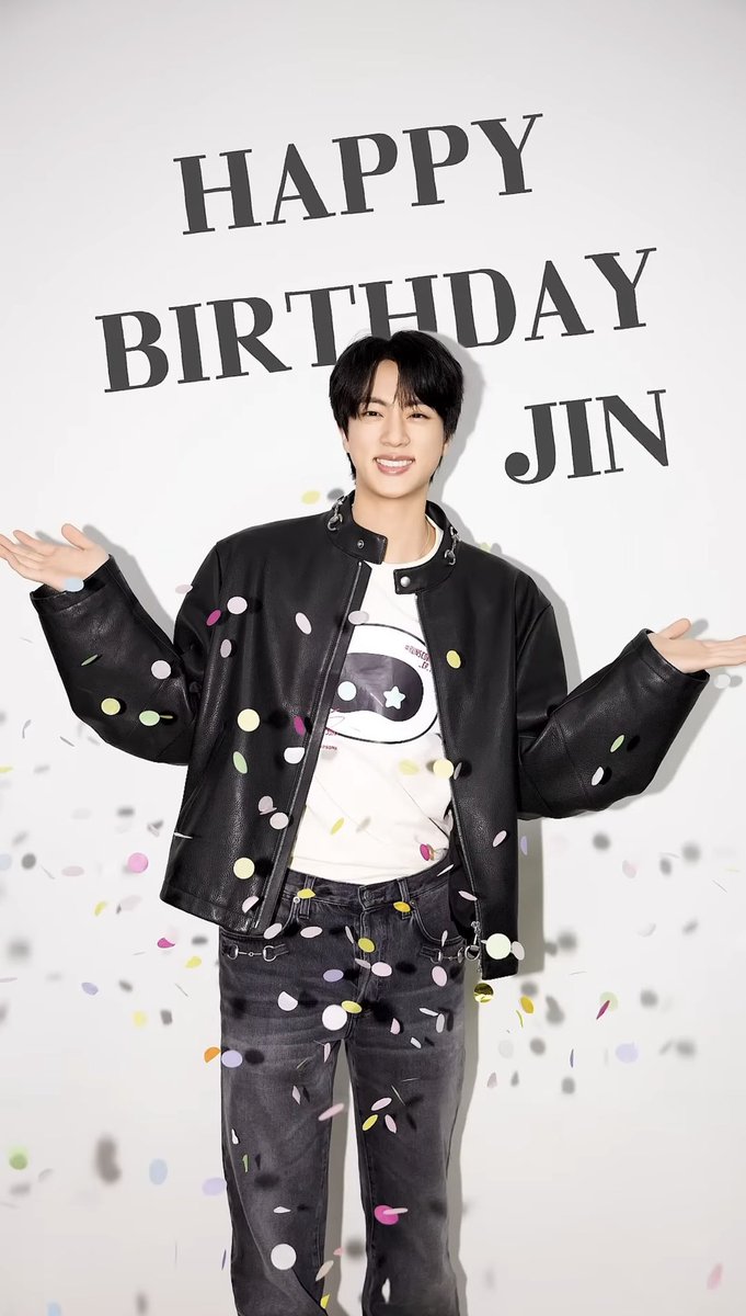 yun_army7654321's tweet photo. HAPPY BIRTHDAY TO OUR JIN 
생일 축하합니다🎂🎁
#HappyJinDay
#HappyBirthdayJin 

そしてabyss5周年おめでとう🎉

FOREVER BY YOUR SIDE JIN
#5YearsWithAbyss  
#석진이의_어비스는_5년째_밝음 https://t.co/s98IVwXcCY