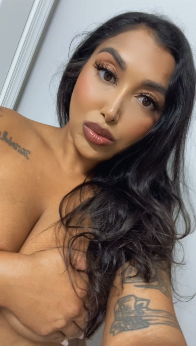 PrettyPersiaX tweet media