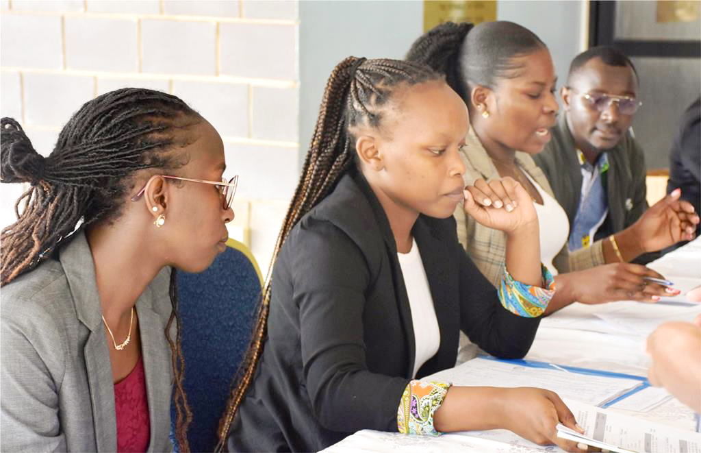 CRAKenya's tweet image. The 2026/27 County Budget Ceilings are guided by:
 ✔ SRC determinations
 ✔ Court decisions affirming CRA’s mandate
 ✔ Insurance actuarial calculations
 ✔ Public participation models
 ✔ County staffing &amp;amp; structure data 
3/3
#CountyRecurrentBudgetCeilings #Devolution