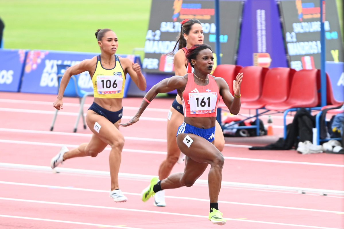 La República Dominicana escaló a la séptima posición en el medallero general de los XX Juegos Deportivos Bolivarianos que se celebran en Lima, Perú.
La delegación quisqueyana suma un total de 37 medallas, incluidas siete de oro, nueve de plata y 21 de bronce.

¡Aún faltan más! 💪