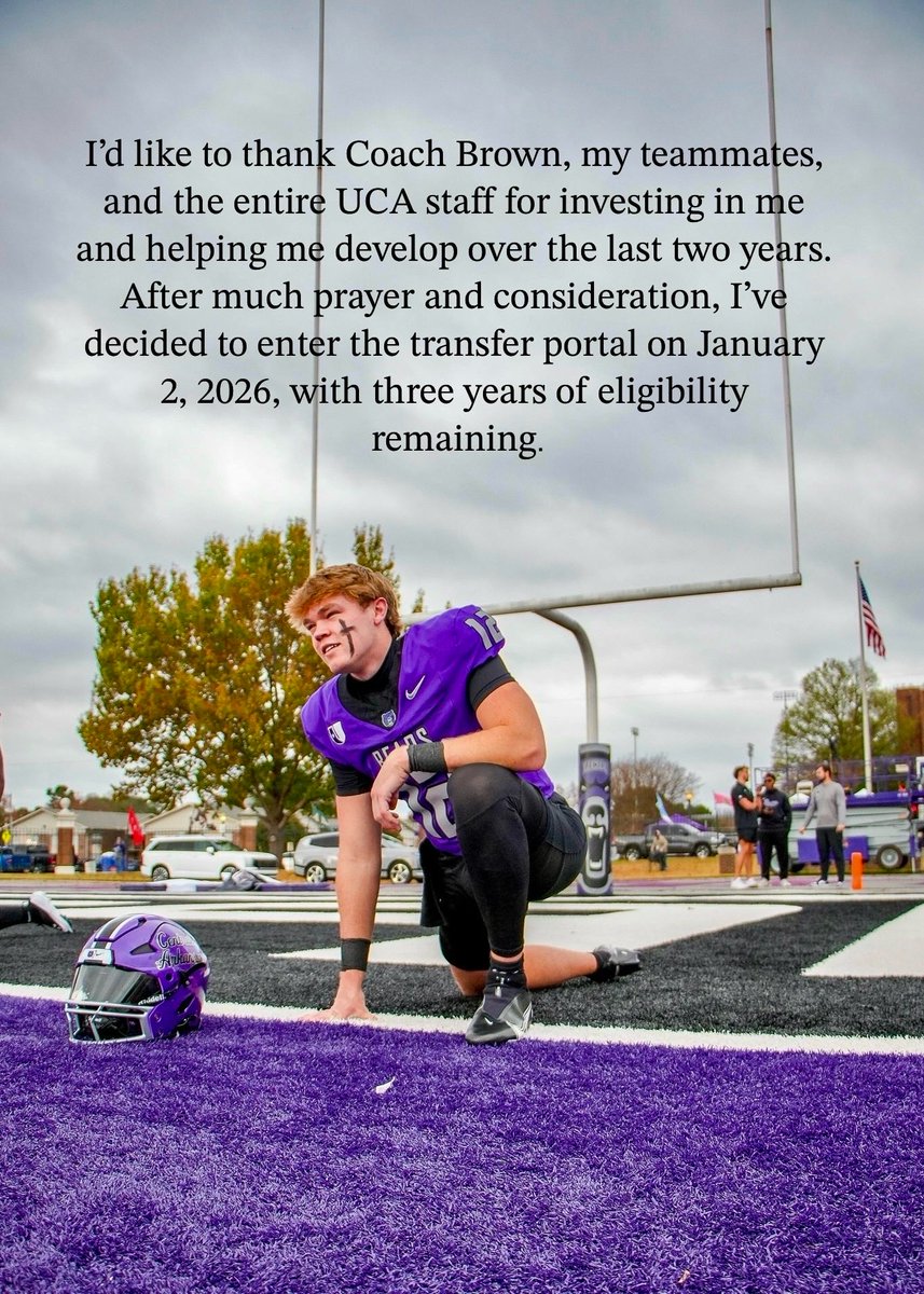 jpwooo's tweet image. I will be entering the transfer portal with 3 years of eligibility remaining.

6’3
210
D1 Transfer Qb

(Film attached below)