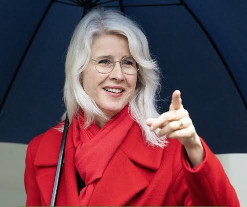 Linkse gekken schelden Mona Keijzer inmiddels uit voor ‘paling-H0ER’ vanwege haar kritiek op de NOS!
Toen mensen kritiek hadden op Kaag noemden ze dat vrouwenhaat! 

Doe een ❤️ &amp; RT als je Mona Keijzer steunt!