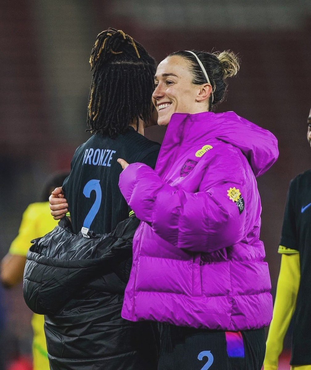 BoaduwaaDoris's tweet image. A tough match against England yesterday 2–0 loss but a solid performance from the team.

Thank you @LucyBronze for the jersey swap and the guidance. Moments like these push us forward.